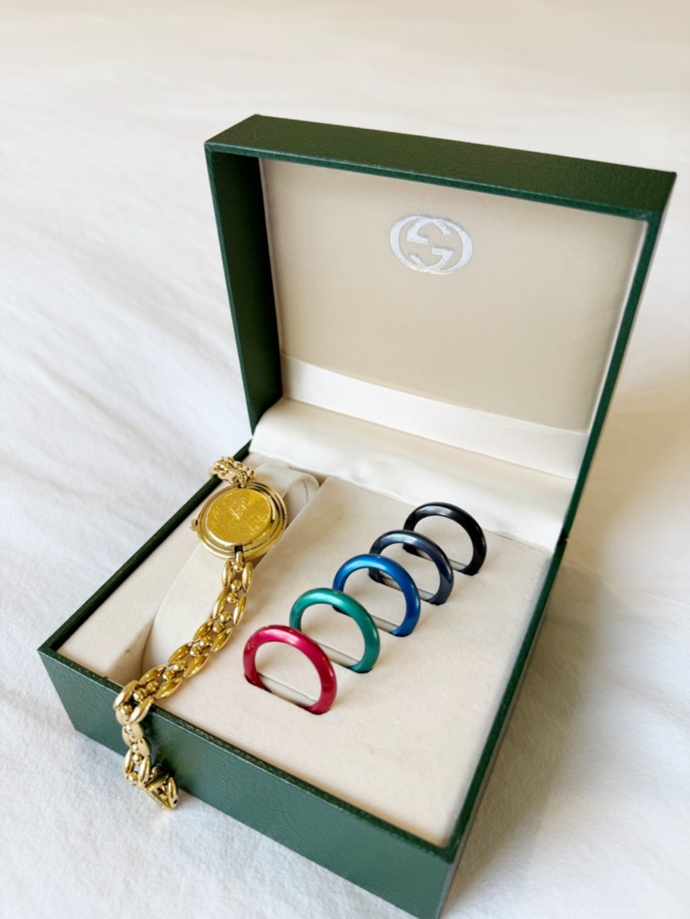 Gucci Vintage Interchangeable Bezel Watch - Picture 2 of 8